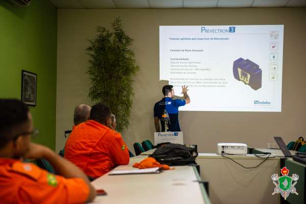 Comando de Engenharia participa de palestra sobre descargas atmosféricas